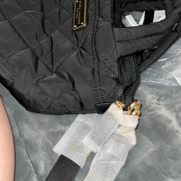 Marc Jacobs nylon black mini tote adjustable strap to a bag NWT Beautiful bag - Picture 4 of 11